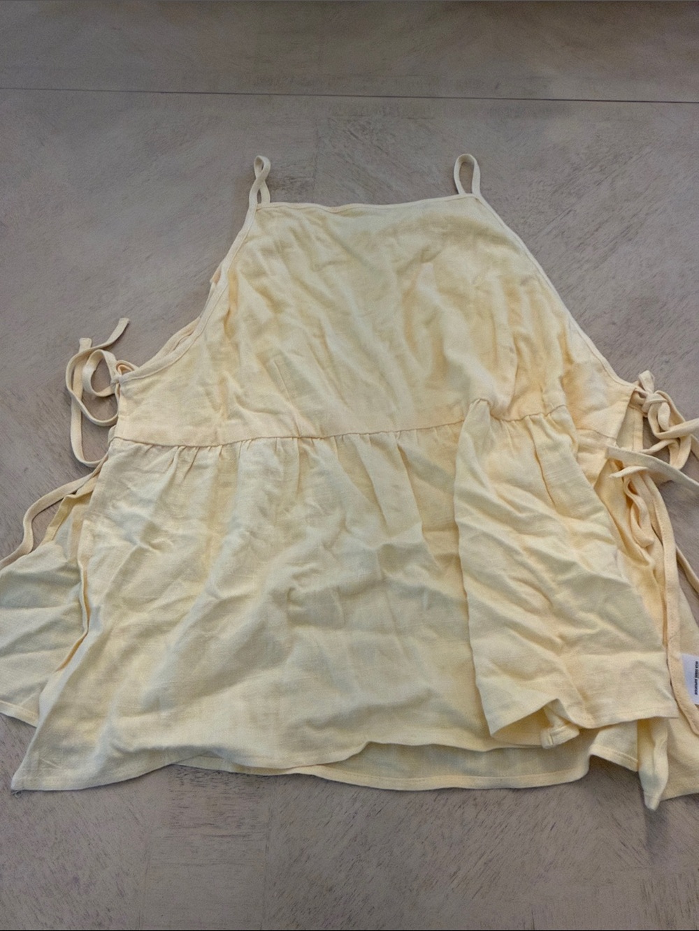 Francesca's Collections Pale Yellow Tie-Side Tank Top